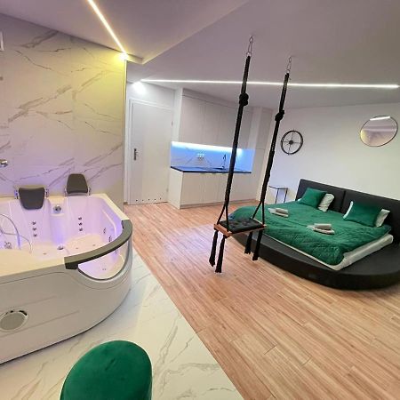 Yourapart Jacuzzi Przy Zamku Krolewskim Warschau Exterior foto