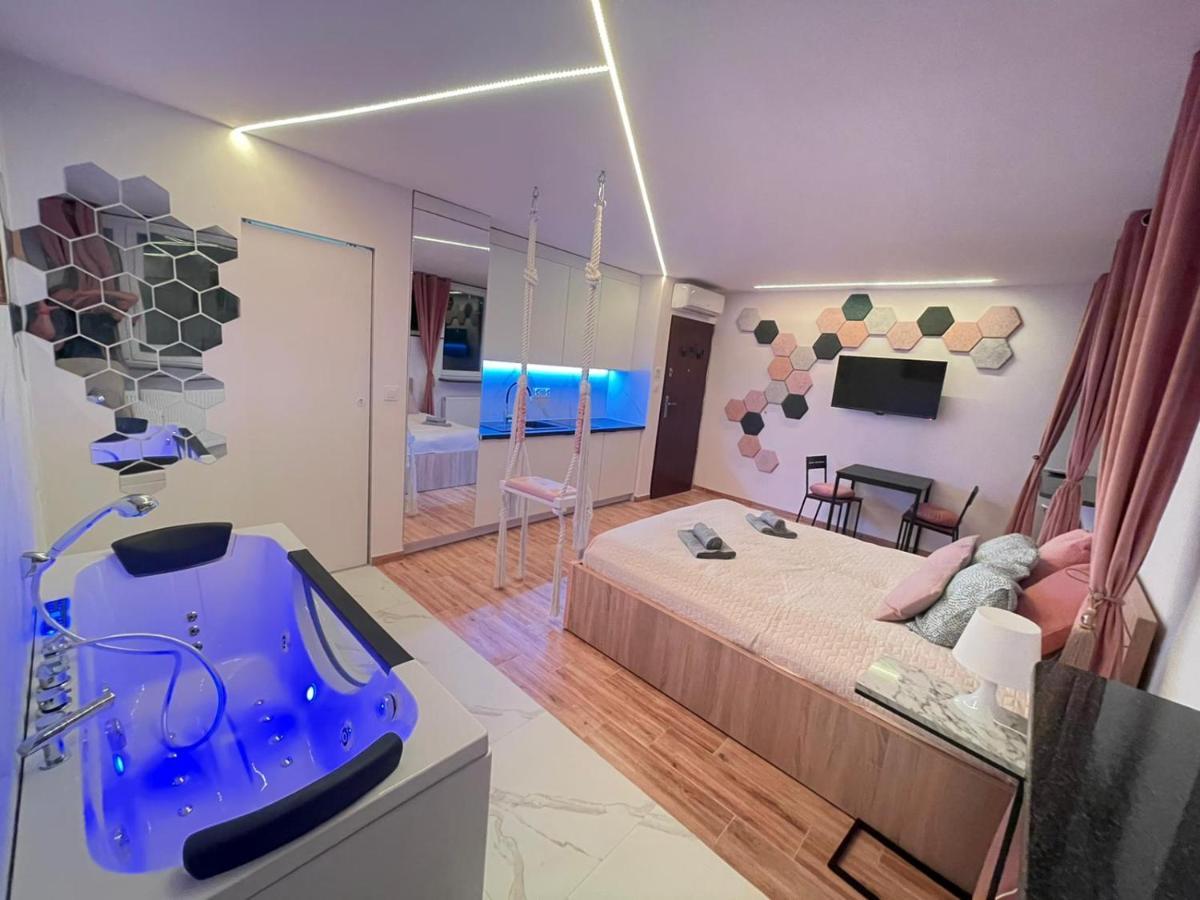Yourapart Jacuzzi Przy Zamku Krolewskim Warschau Exterior foto