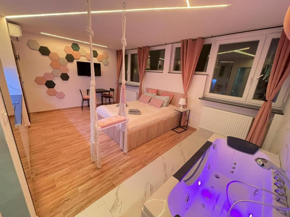Yourapart Jacuzzi Przy Zamku Krolewskim Warschau Exterior foto