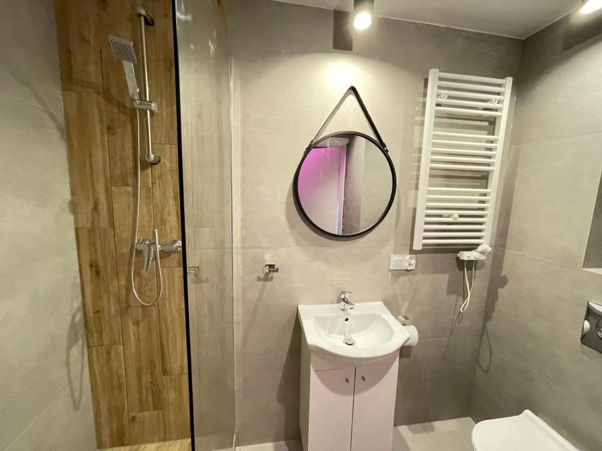 Yourapart Jacuzzi Przy Zamku Krolewskim Warschau Exterior foto